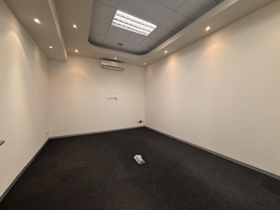 To Let commercial Property for Rent in Woodstock Western Cape